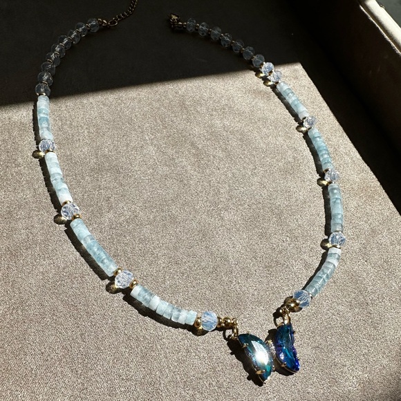 (SOLD) Beaded Necklace - Picture 4 of 9